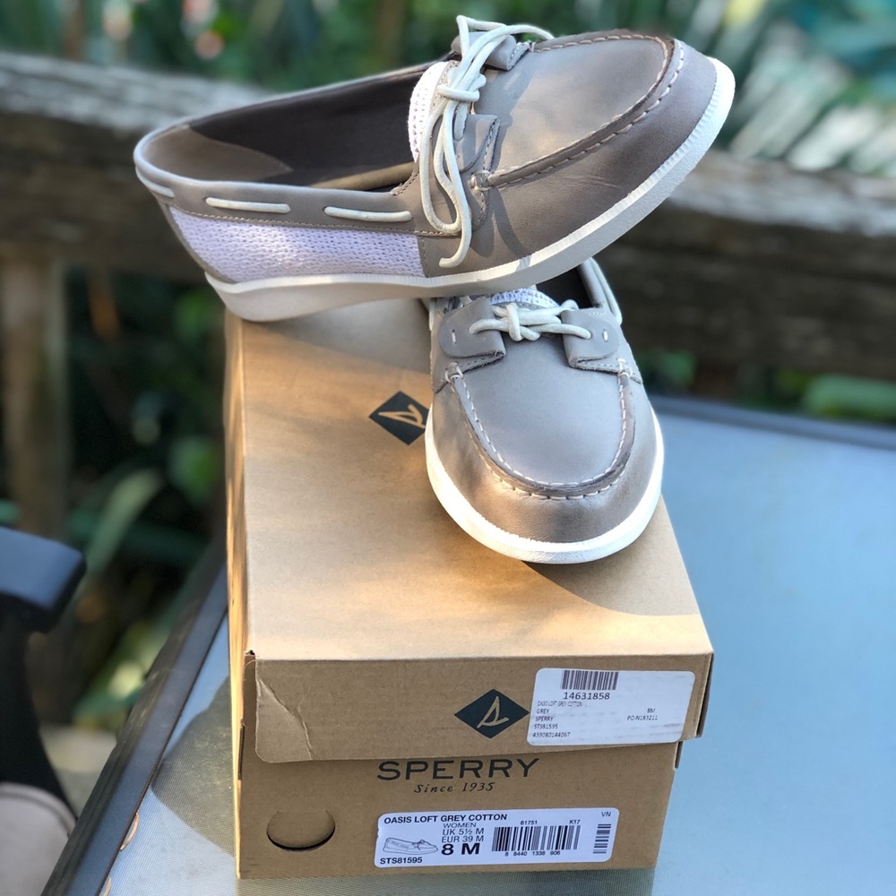 Women’s Sperry Oasis Loft Boat Shoe (Size 8M)